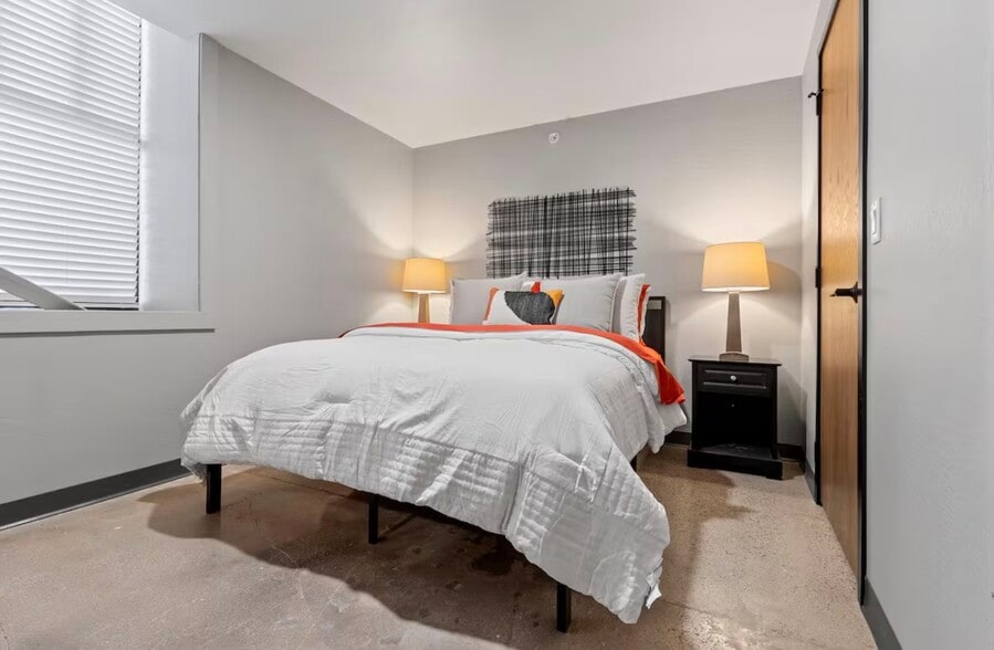 More Photos Of 216 Northland Ave, Green Bay Apartments For Sale