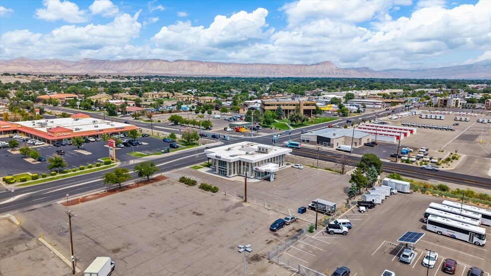 More Photos Of 2755 North Ave, Grand Junction Office For Sale