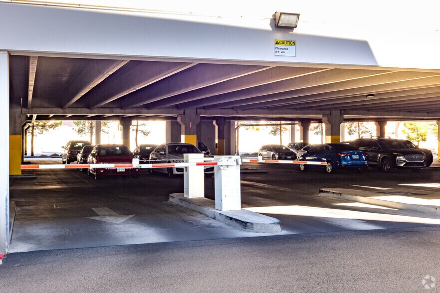 More Photos Of 2110 E Flamingo Rd, Las Vegas Medical For Lease