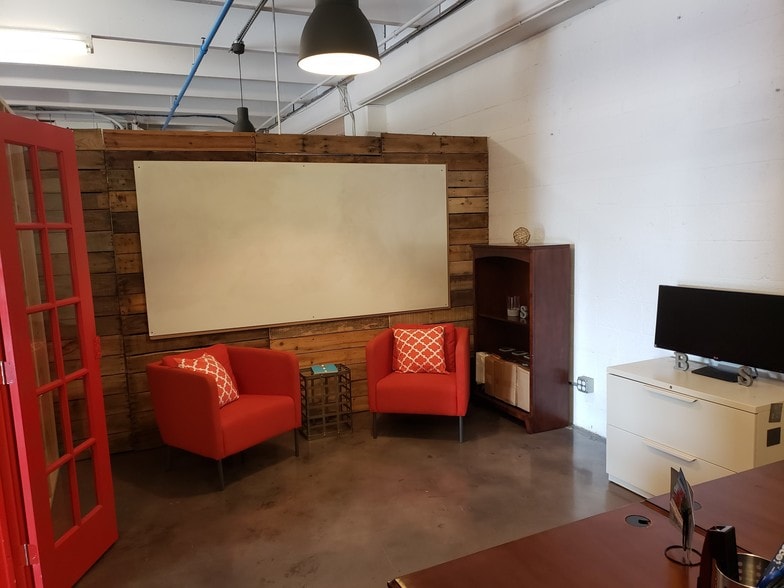 More Photos Of 1016 Clare Ave, West Palm Beach Service For Lease