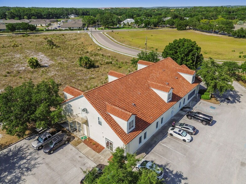 More Photos Of 772 Cortaro Dr, Sun City Center Medical For Sale