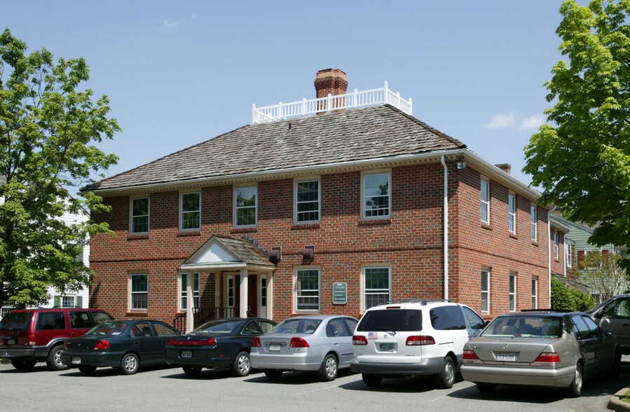 More Photos Of 9603 W Gayton Rd, Richmond Office For Lease