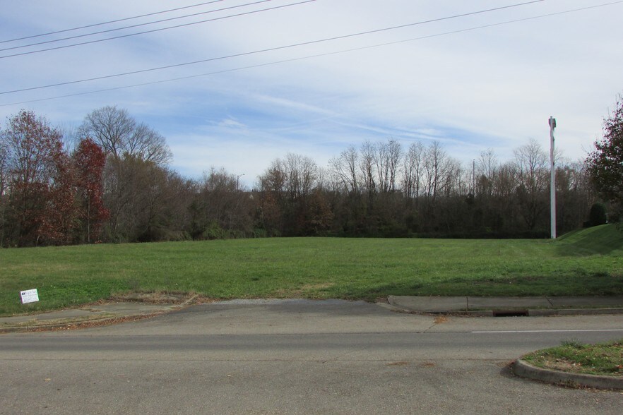More Photos Of 165 Marketplace, Johnson City Land For Sale