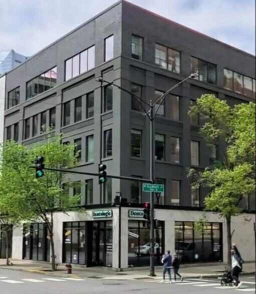 More Photos Of 444 N Orleans St, Chicago Loft Creative Space For Lease