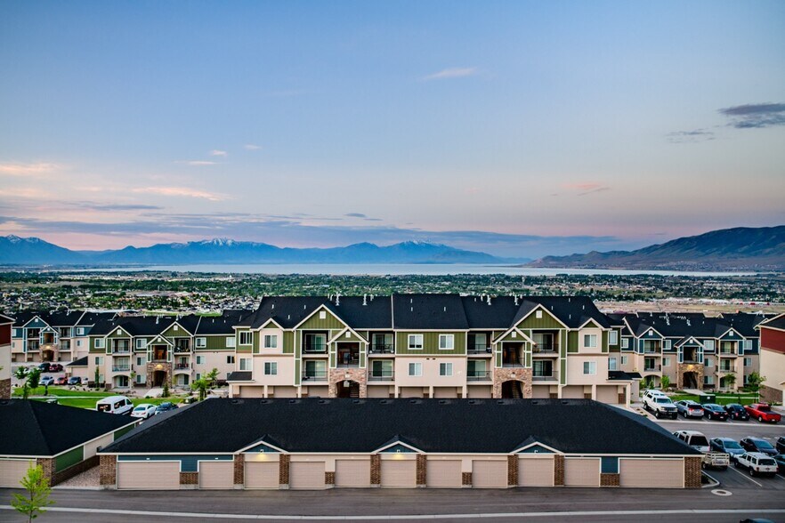 More Photos Of 4200 N Seasons View Dr, Lehi Apartments For Sale