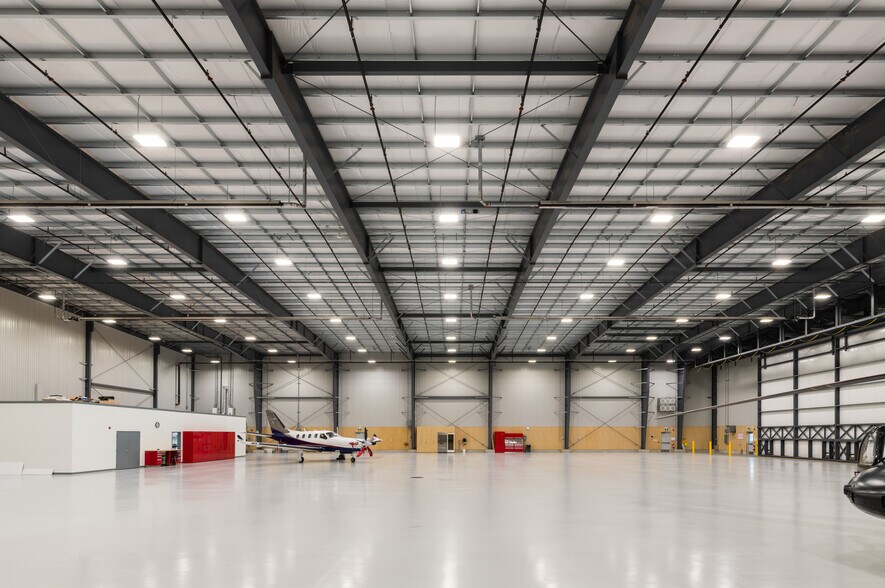 More Photos Of 7850 Alpha Way, Delta Airplane Hangar For Lease