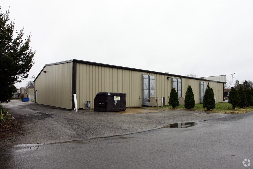 More Photos Of 843 Sharon New Castle Rd, Farrell Freestanding For Lease