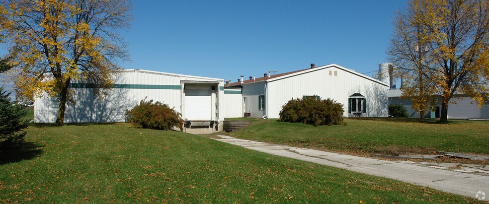 Primary Photo Of 825 Prosper Rd, De Pere Warehouse For Lease