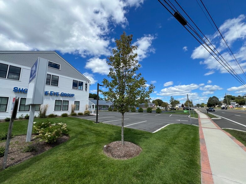 More Photos Of 821 Boston Post Rd, Old Saybrook Storefront Retail Office For Lease