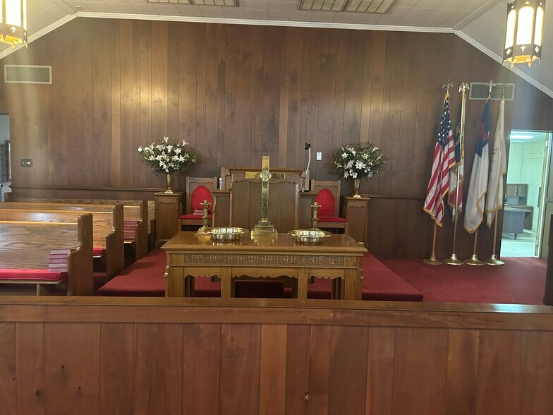 More Photos Of 108 US Highway 158, Roanoke Rapids Religious Facility For Sale