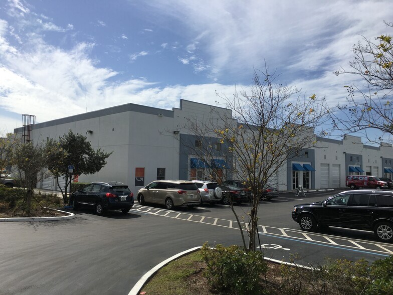 More Photos Of 2355 NW 70th Ave, Miami Warehouse For Lease
