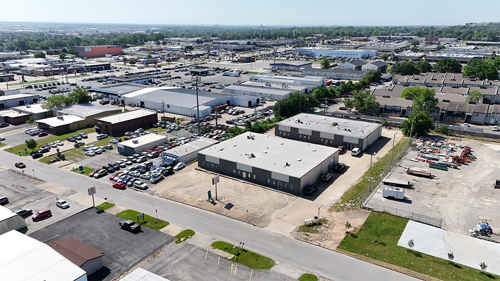 More Photos Of 7624-7630 E 46th Pl, Tulsa Industrial For Lease
