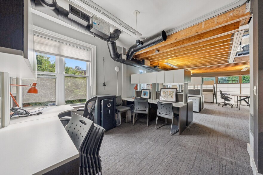More Photos Of 1508 U St NW, Washington Office For Sale