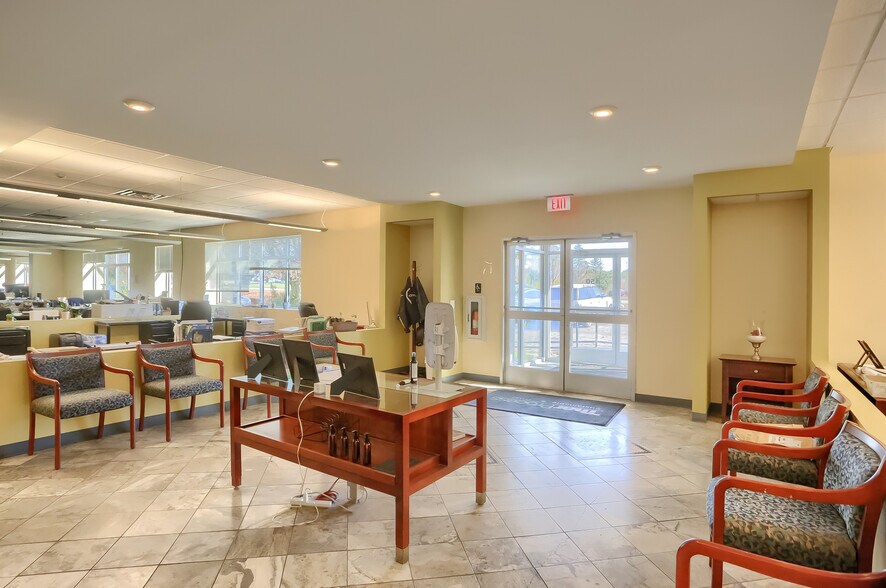 More Photos Of 150 Gamma Dr, Pittsburgh Light Manufacturing For Sale