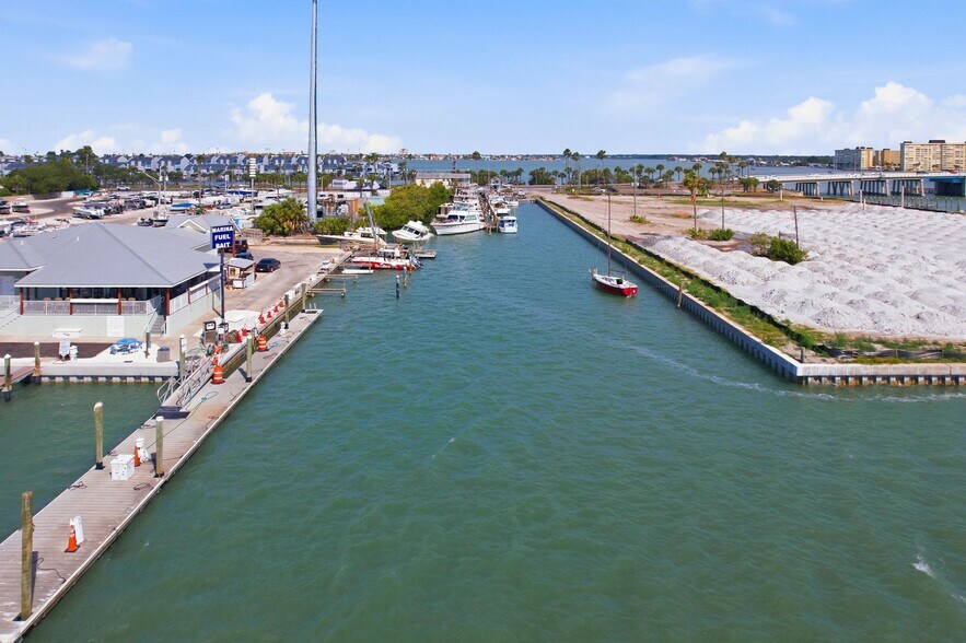 More Photos Of 545 150th Ave, Madeira Beach Marina For Sale