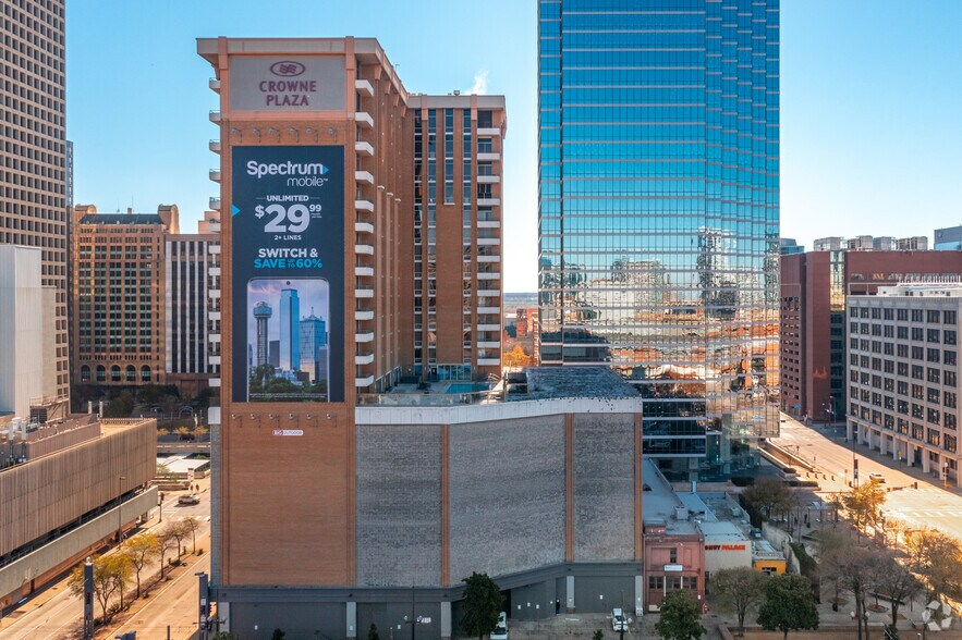 More Photos Of 1015 Elm St, Dallas Hotel For Sale