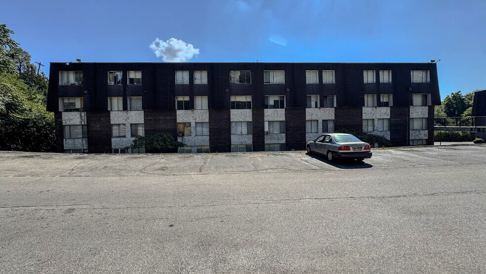 More Photos Of 5459-5473 Kirby Ave, Cincinnati Apartments For Sale