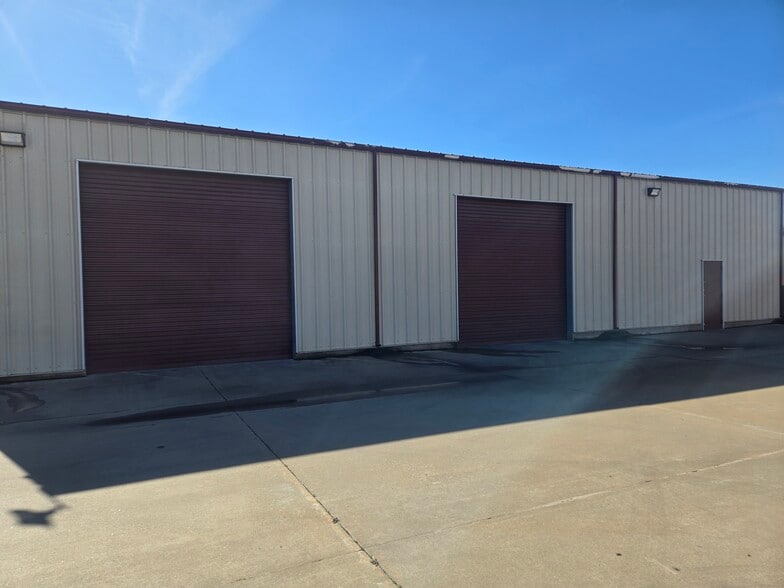 More Photos Of 1431 S Stockton St, Lodi Self Storage For Lease