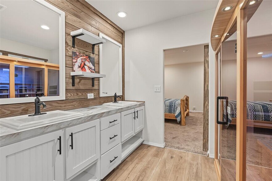 More Photos Of 7000 Browns Meadow Rd, Niarada Multifamily For Sale