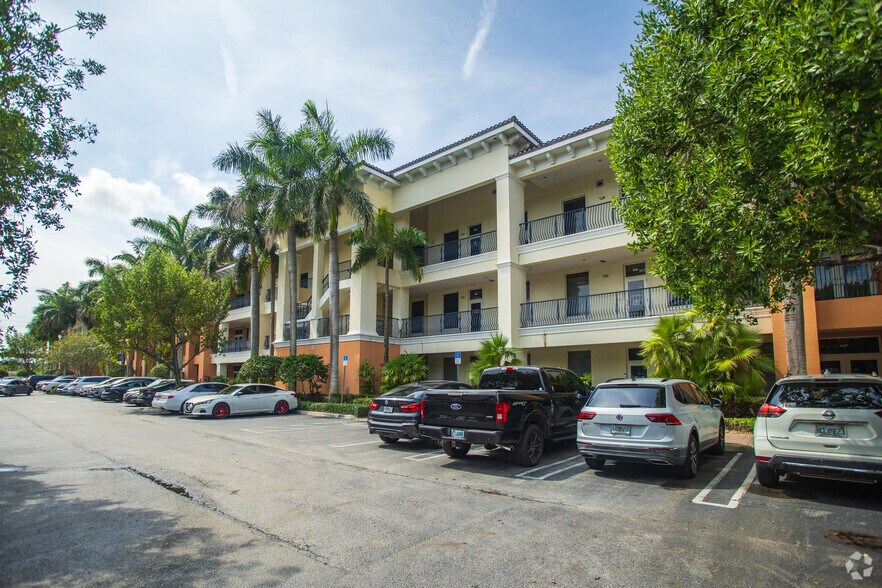 More Photos Of 2475 Mercer Ave, West Palm Beach Medical For Lease