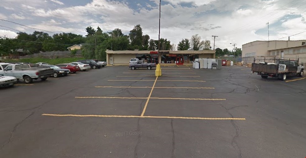 More Photos Of 9110 Ralston Rd, Arvada Showroom For Sale