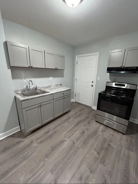 More Photos Of 8503 S Drexel Ave, Chicago Apartments For Sale