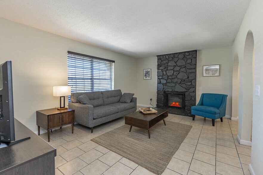 More Photos Of 7404 Lyrewood Ln, Oklahoma City Apartments For Sale