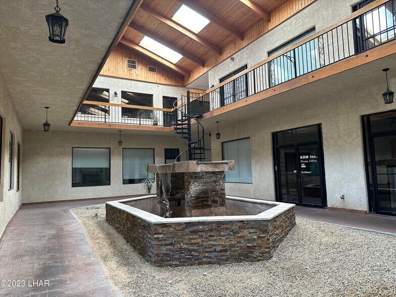 More Photos Of 30 Acoma Blvd S, Lake Havasu City Office For Lease