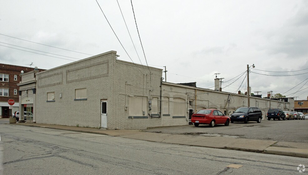 More Photos Of 13601-13621 Detroit Ave, Lakewood Unknown For Lease