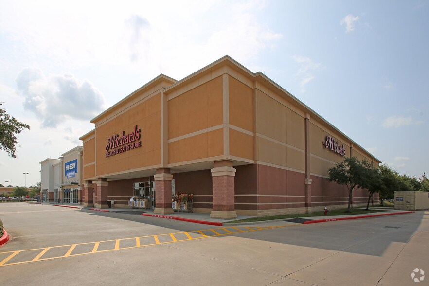 More Photos Of I 45, League City Unknown For Lease