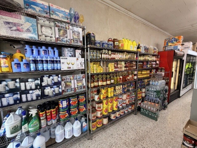 More Photos Of 160 Jericho Tpke, Mineola Storefront Retail Office For Sale