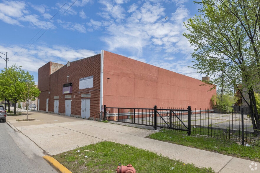 Primary Photo Of 6551-6555 S Cottage Grove Ave, Chicago Religious Facility For Sale