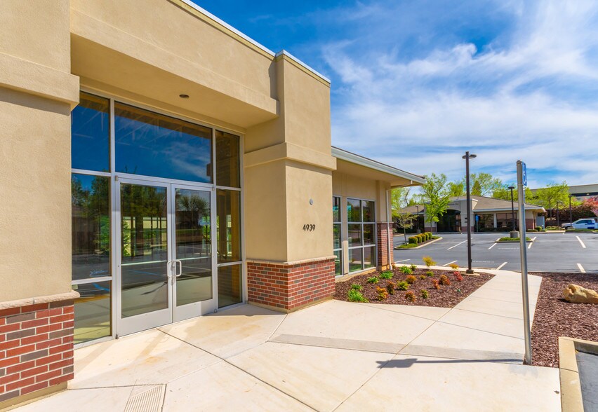 More Photos Of 4939 Hillsdale Cir, El Dorado Hills Medical For Lease