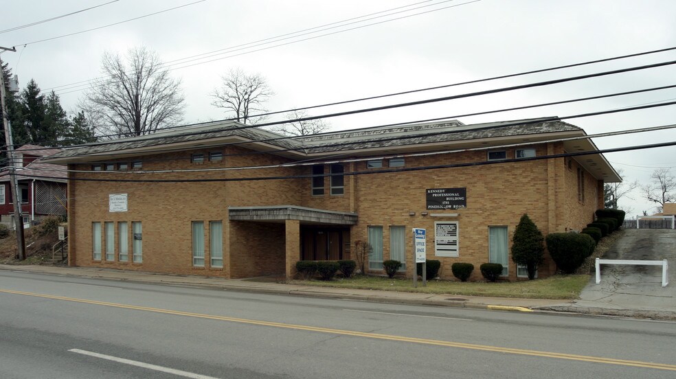 More Photos Of 1781 Pine Hollow Rd, McKees Rocks Office For Lease