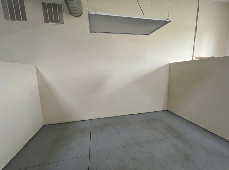 More Photos Of 841 County Route 37, Central Square Showroom For Lease