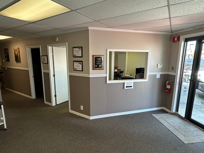 More Photos Of 725 S Church St, Murfreesboro Loft Creative Space For Sale