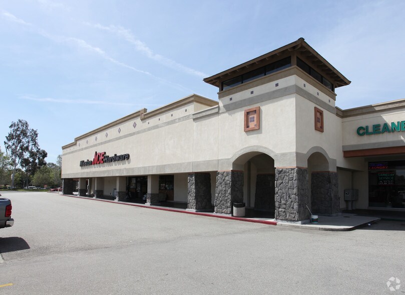 More Photos Of 519 S Glendora Ave, Glendora General Retail For Lease