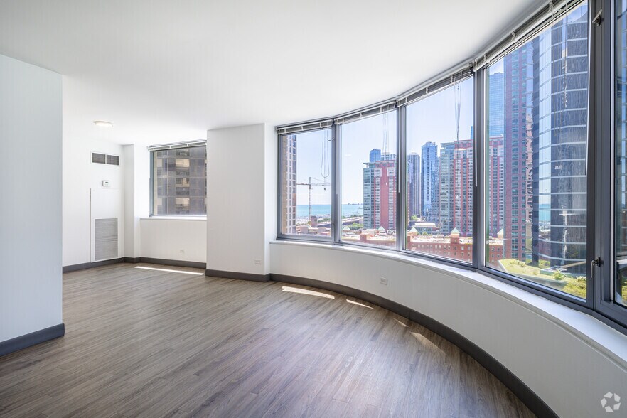 More Photos Of 420 E Ohio St, Chicago Apartments For Sale