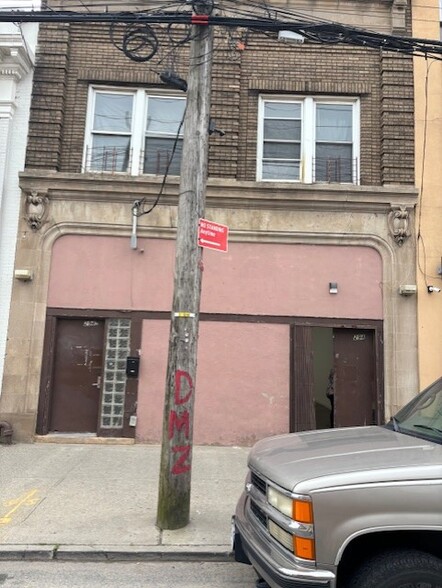 Primary Photo Of 2942 Richmond Ter, Staten Island Loft Creative Space For Lease