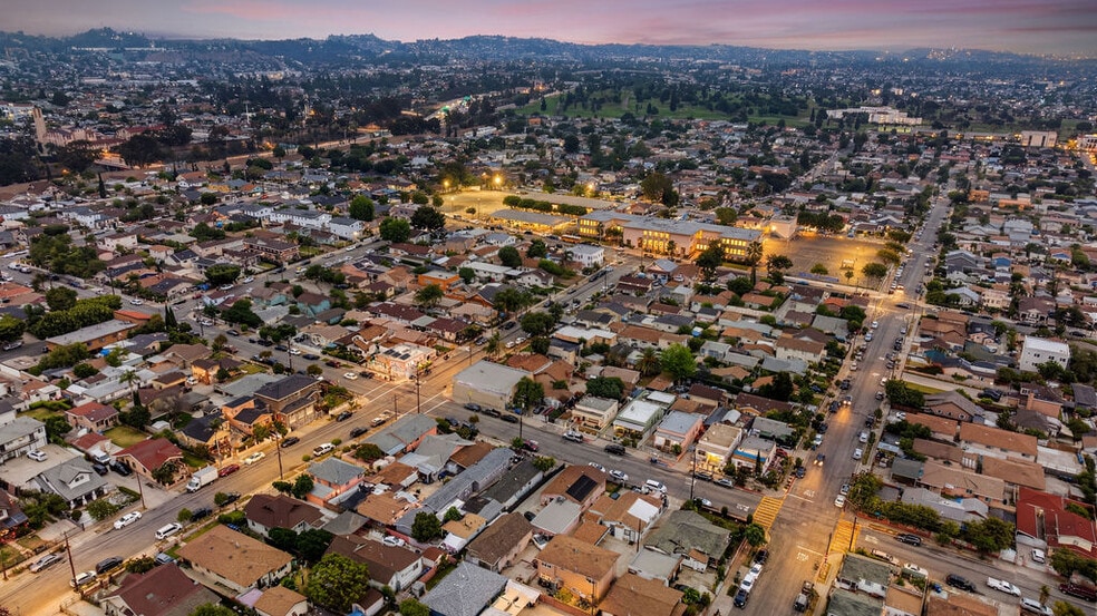 More Photos Of 600 S Ditman Ave, Los Angeles Multifamily For Sale