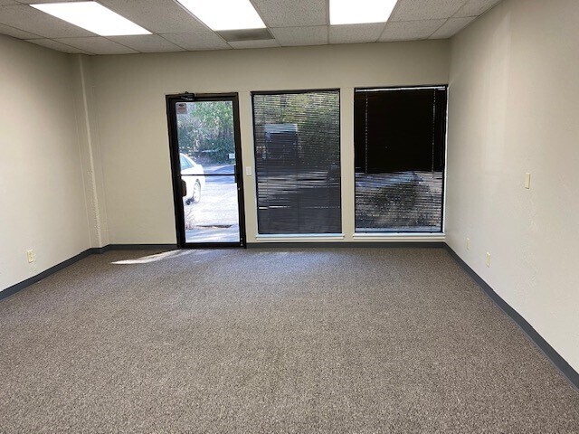 More Photos Of 31 Pamaron Way, Novato Office For Lease