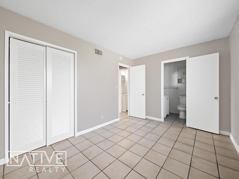 More Photos Of 701 NE 13th Ct, Fort Lauderdale Apartments For Sale