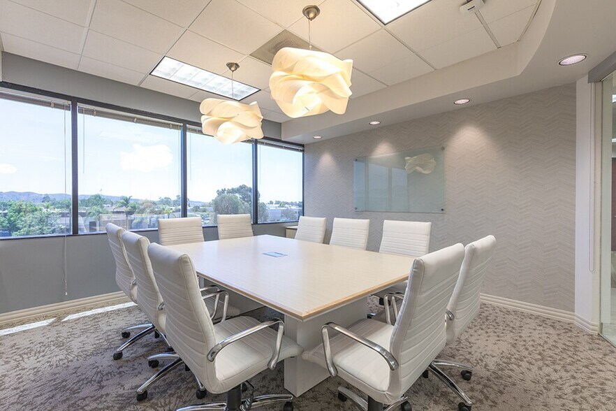 More Photos Of 30021 Tomas Rd, Rancho Santa Margarita Coworking Space