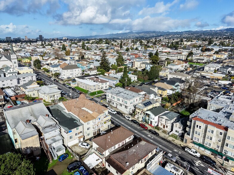 More Photos Of 1504 13th Ave, Oakland Apartments For Sale