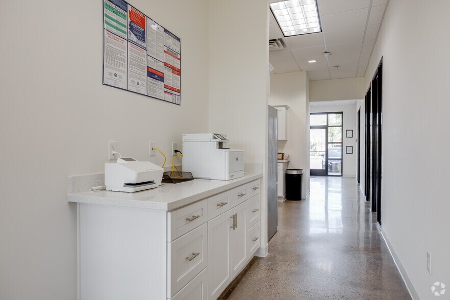 More Photos Of 8151 E Indian Bend Rd, Scottsdale Office For Lease