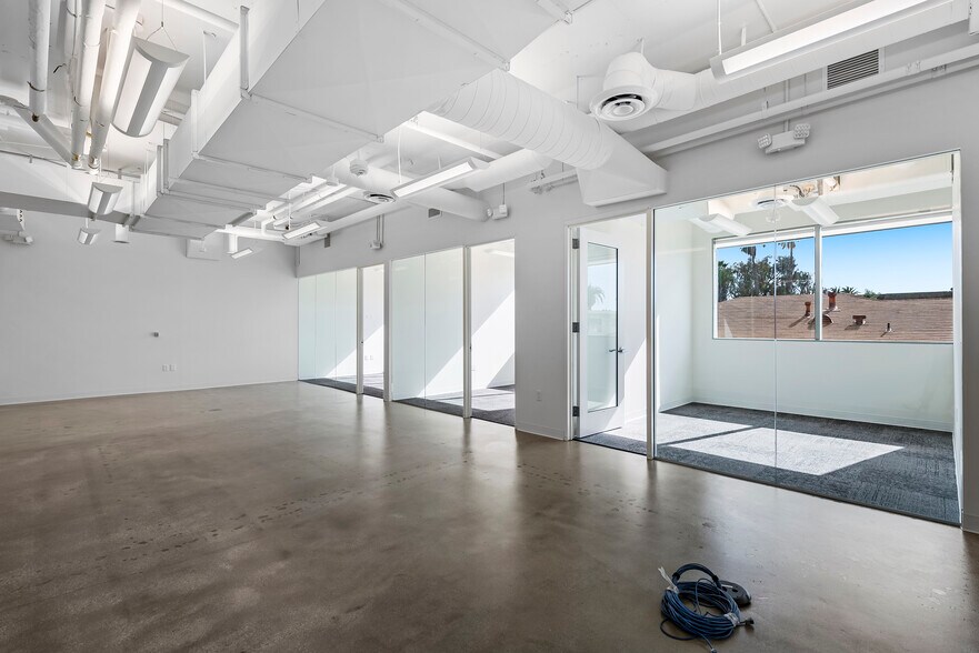 More Photos Of 8350 Wilshire Blvd, Beverly Hills Office For Lease