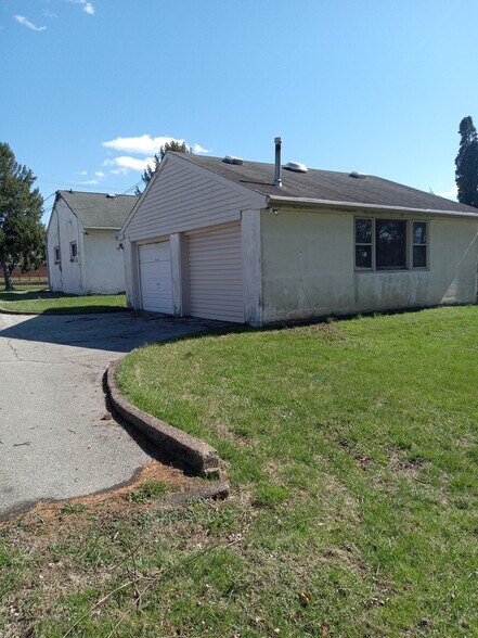 More Photos Of 515 W Butler Ave, Chalfont Veterinarian Kennel For Sale