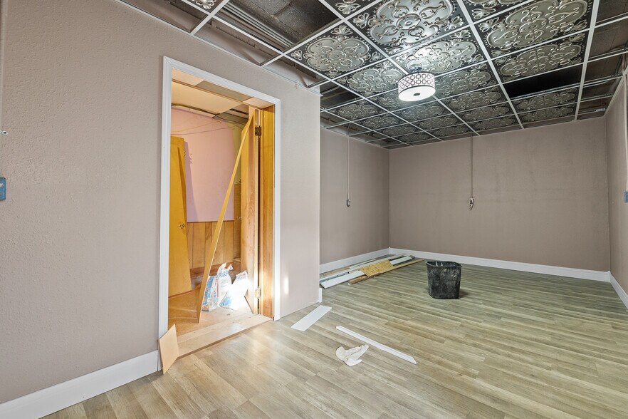 More Photos Of 603 N River St, Hot Springs Hotel For Sale