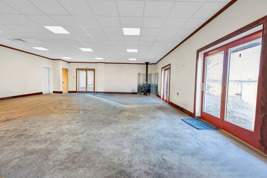 More Photos Of 57 Schuylkill Ave, Pottstown Warehouse For Sale