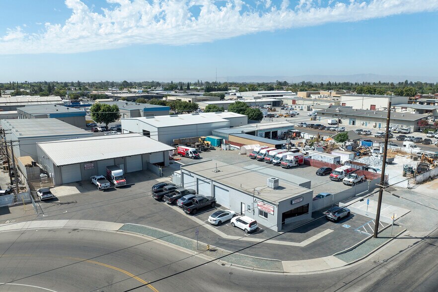 Primary Photo Of 1236 Woodland Ave, Modesto Warehouse For Lease